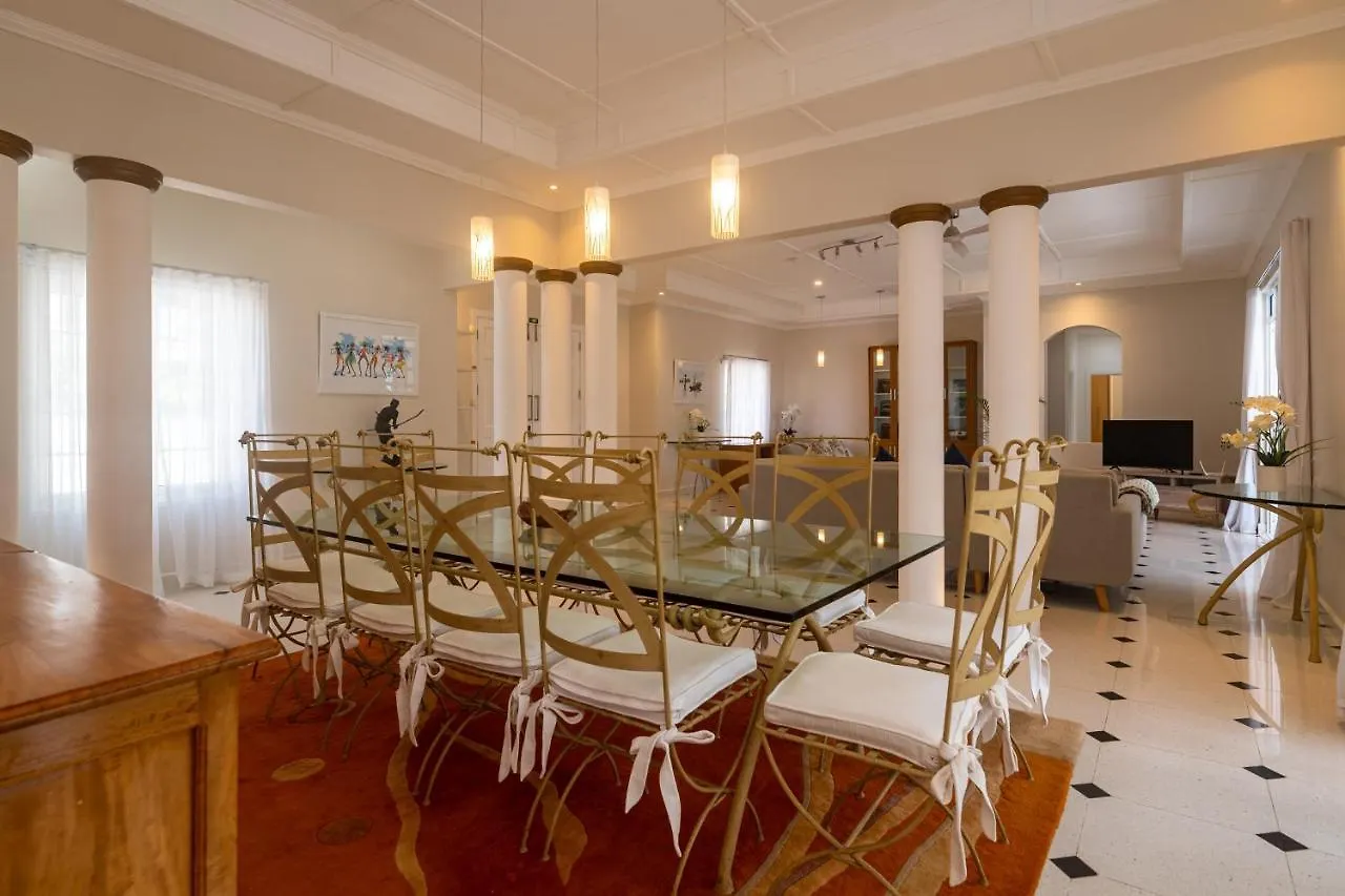 Luxurious 2-Bed Villa In Bel Ombre Mahe Seychelles Beau Vallon  0*, Beau Vallon (Mahe) Seicheles